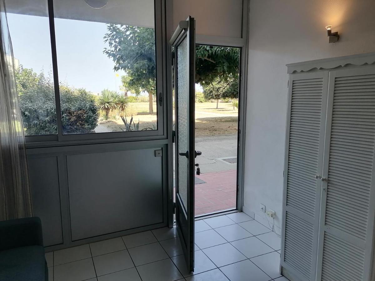 Ground Floor Studio With Access To Beach And Pool Le Barcarès Esterno foto