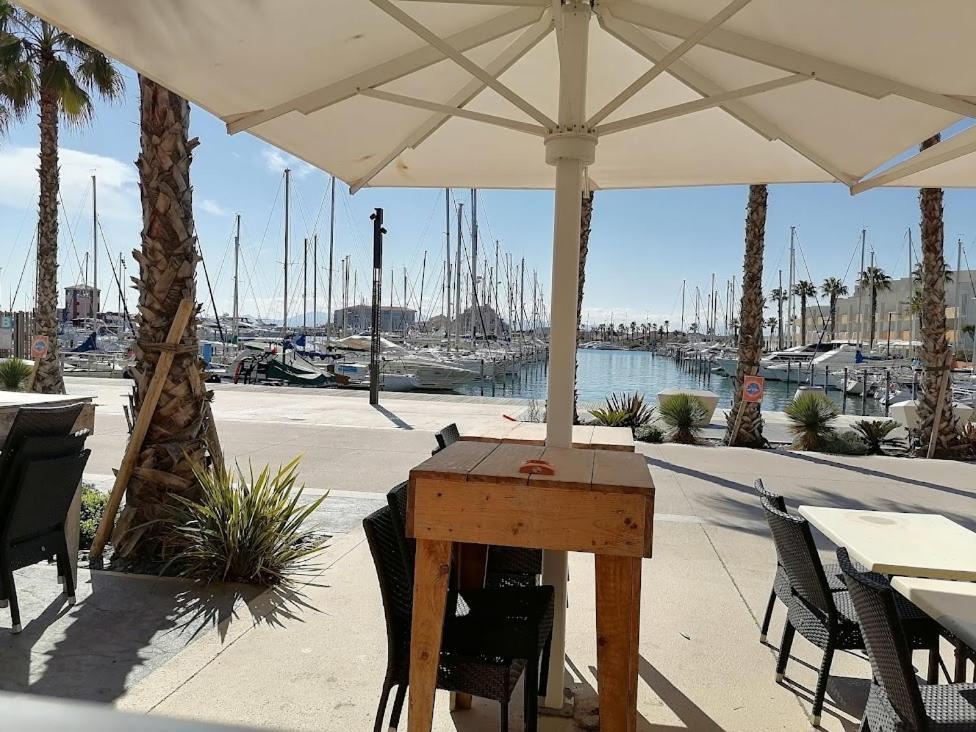 Ground Floor Studio With Access To Beach And Pool Le Barcarès Esterno foto